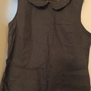Perfect for work or casual with zipper in the back